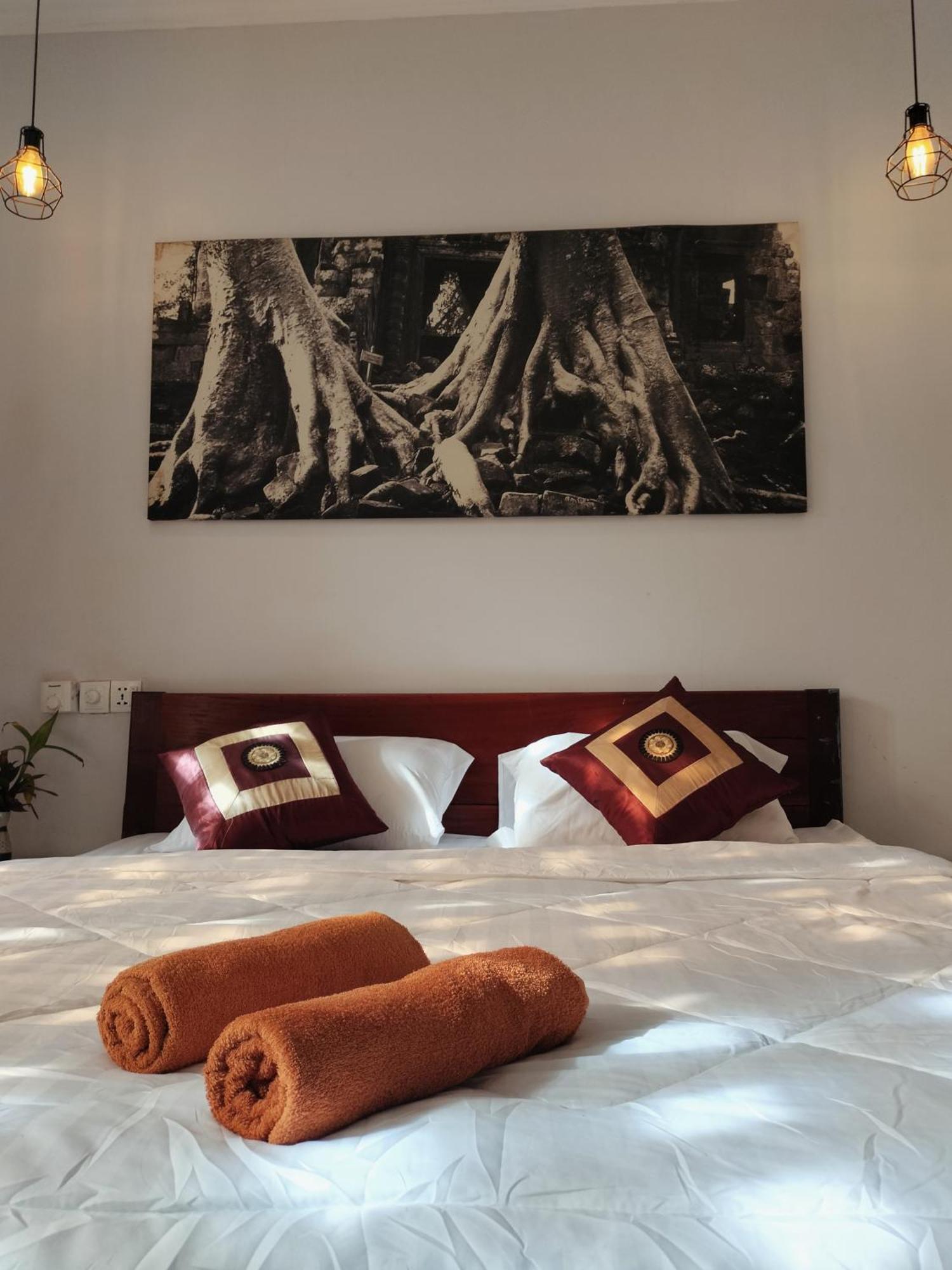Хостел Bed & Bedzzz Сіємреап Екстер'єр фото